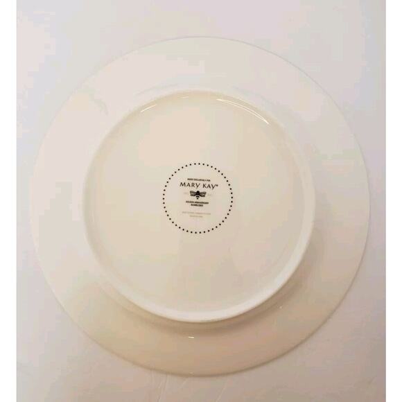 Mary Kay Golden Anniversary Bumble Bee 3 Piece Place Setting 2 Plates 1 Bowl - Picture 5 of 12